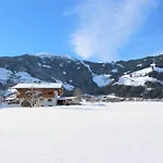 Gasteighof-5 By Interhome דירה